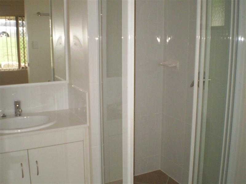 74 Avon Street, Leichhardt QLD 4305