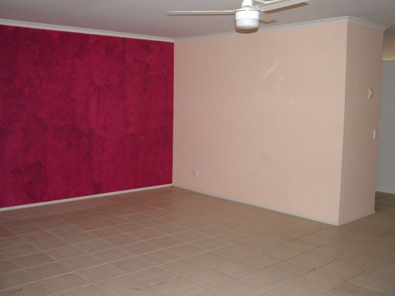 1/10 Oscar Court, Oxenford QLD 4210