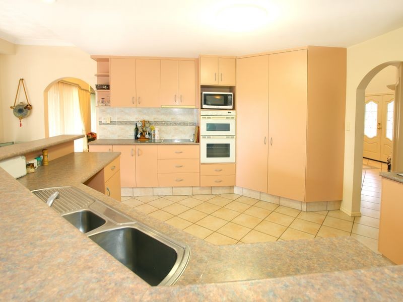 30 The Panorama, Tallai QLD 4213