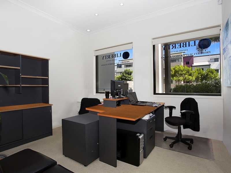 17/340 Scottsdale Drive, Robina QLD 4226