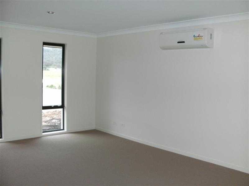 2 Breezeway Drive, Bahrs Scrub QLD 4207