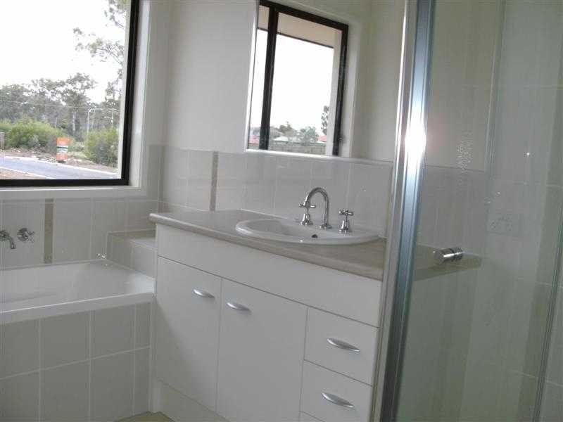 2 Breezeway Drive, Bahrs Scrub QLD 4207