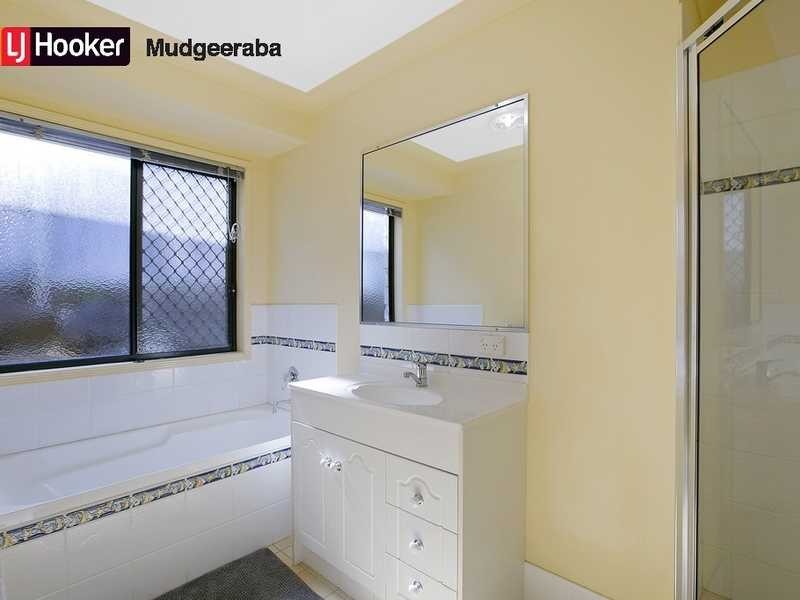6 Quoll Close, Burleigh Heads QLD 4220