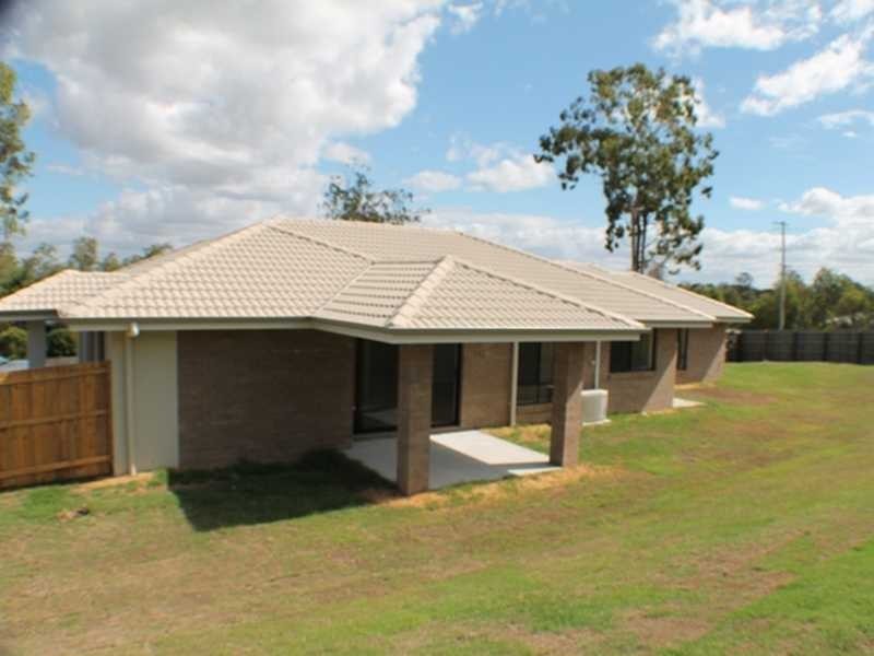 14 Lucinda Court, Chuwar QLD 4306