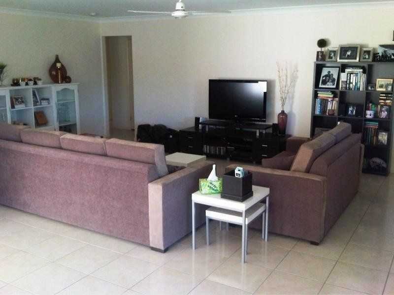 6 Monza Drive, Oxenford QLD 4210