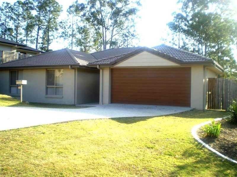6 Monza Drive, Oxenford QLD 4210