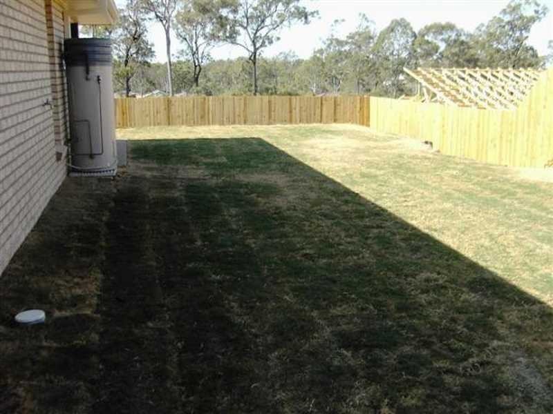 10 Charlton Crescent, Ormeau QLD 4208