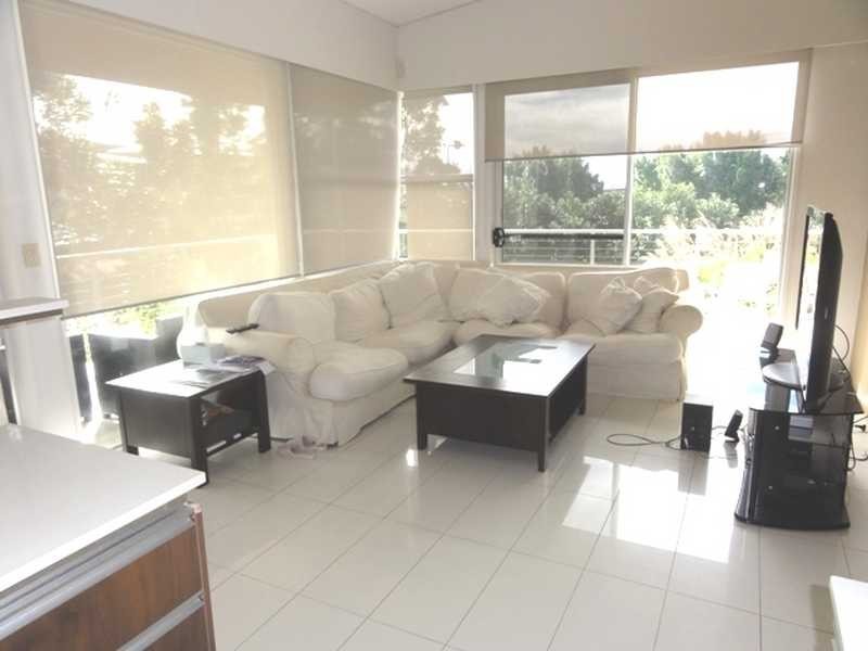 1/11 Cezaire Avenue, Varsity Lakes QLD 4227