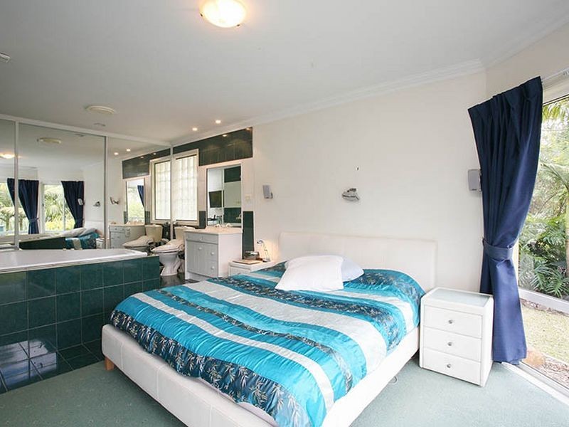 37 Ferny Ridge Court, Bonogin QLD 4213