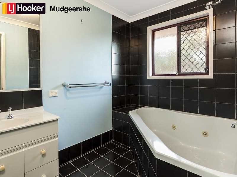 13 Settlement Court, Tallai QLD 4213