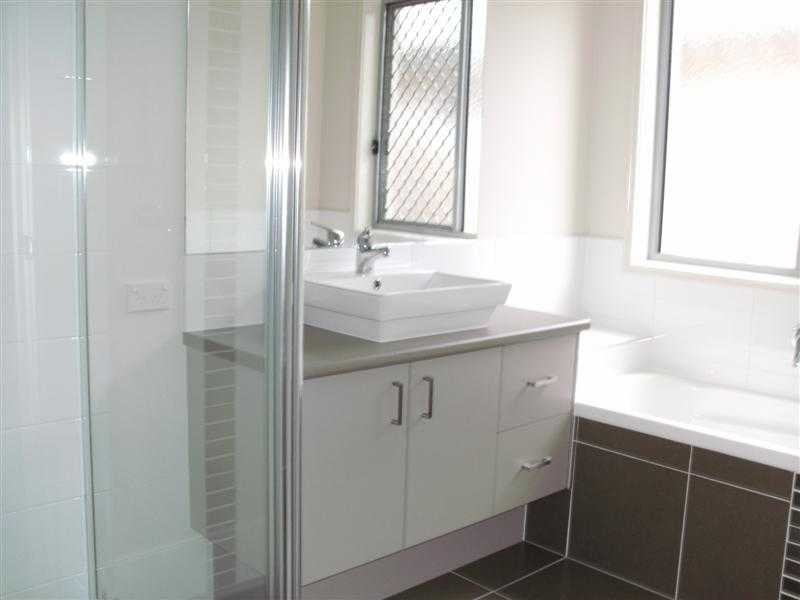 67/19 Santa Barbra Road, Hope Island QLD 4212