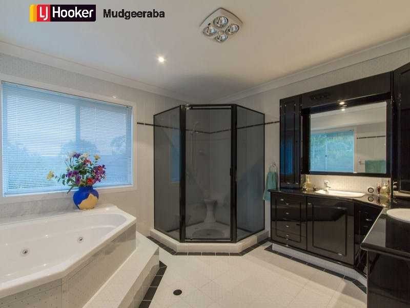 129 Glenmore Drive, Bonogin QLD 4213