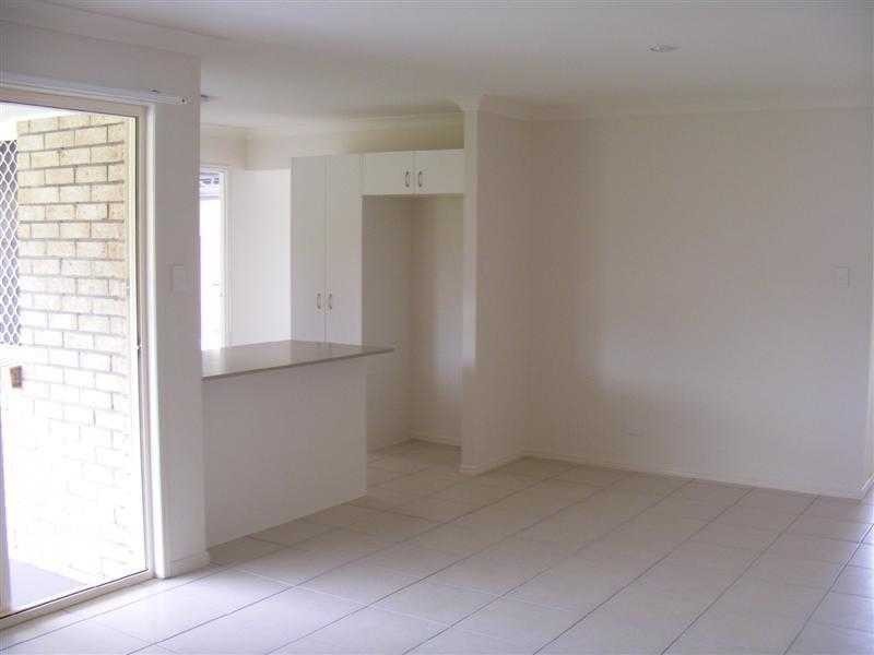 2 Lukin Court, Brassall QLD 4305