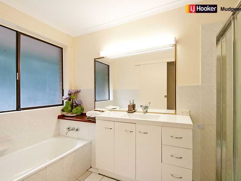 43 Regency Place, Mudgeeraba QLD 4213