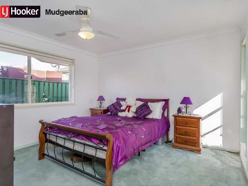 2/20 Thornleigh Crescent, Varsity Lakes QLD 4227