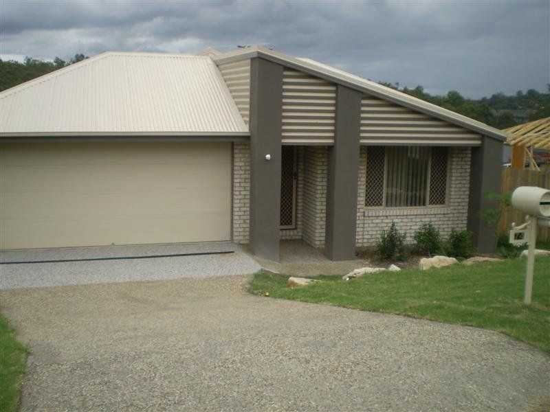 74 Avon Street, Leichhardt QLD 4305