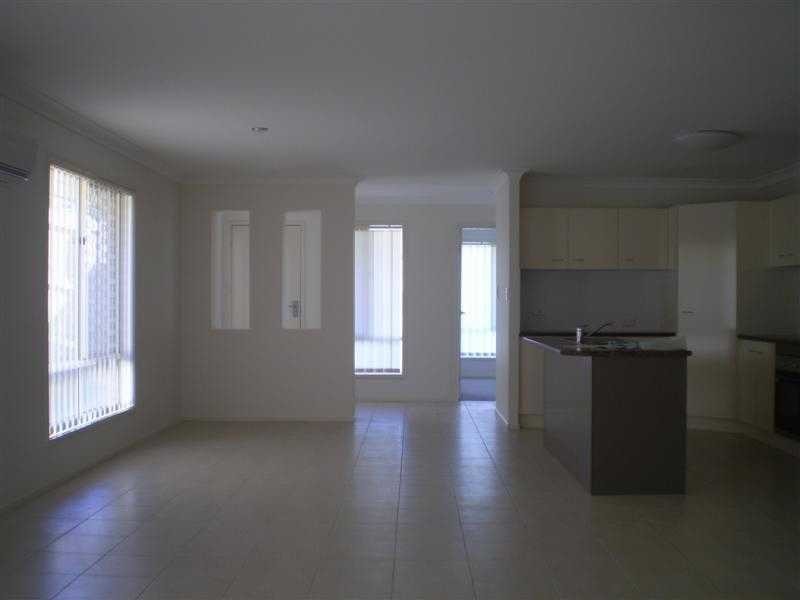 3 Eco Way, Brassall QLD 4305