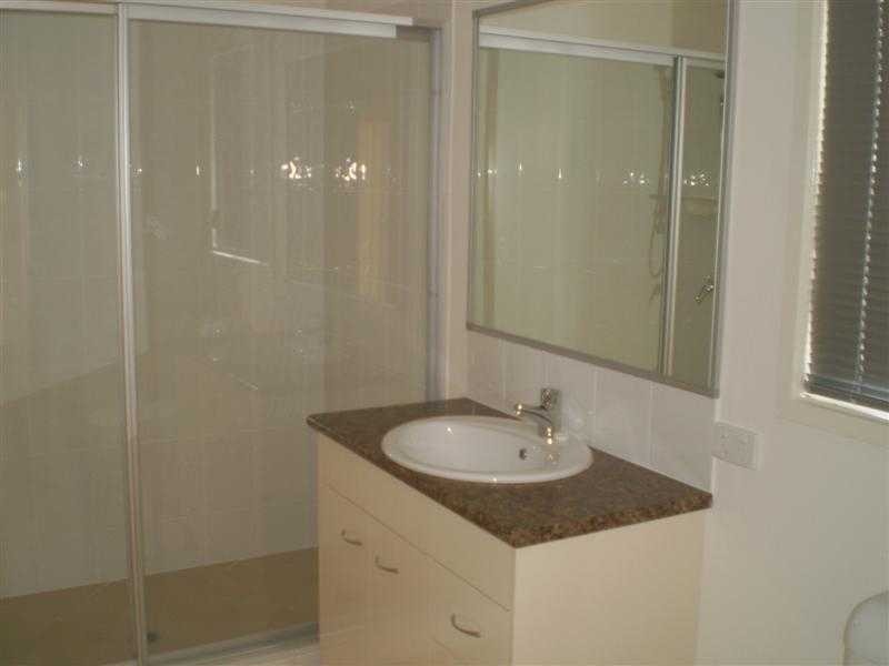 3 Eco Way, Brassall QLD 4305