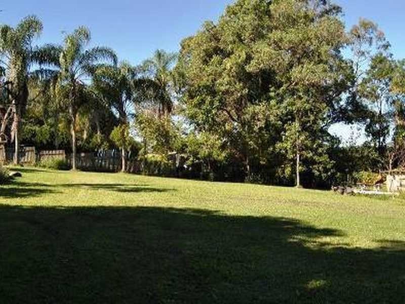 Hinterland Drive, Mudgeeraba QLD 4213