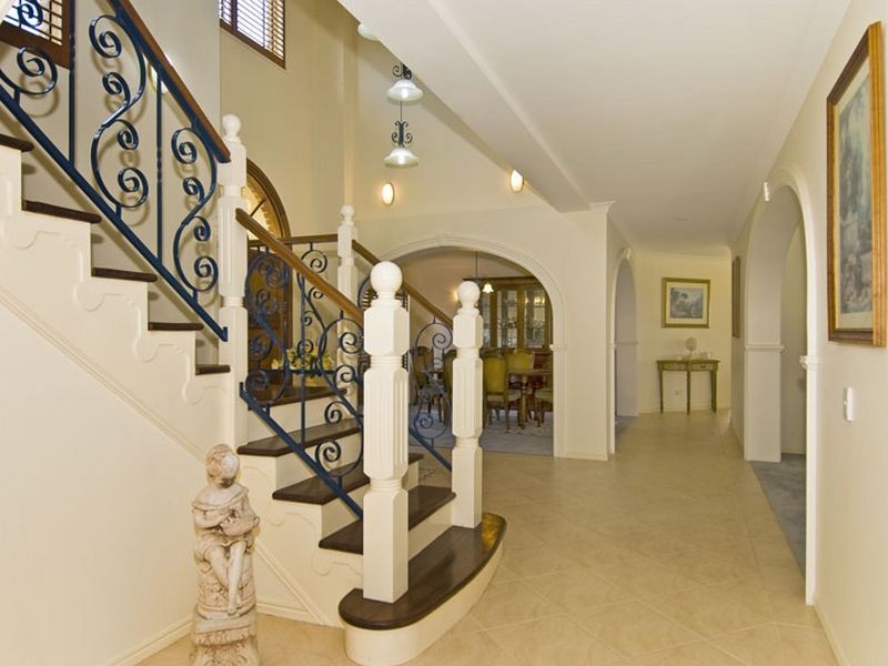 286 Chesterfield Drive, Bonogin QLD 4213