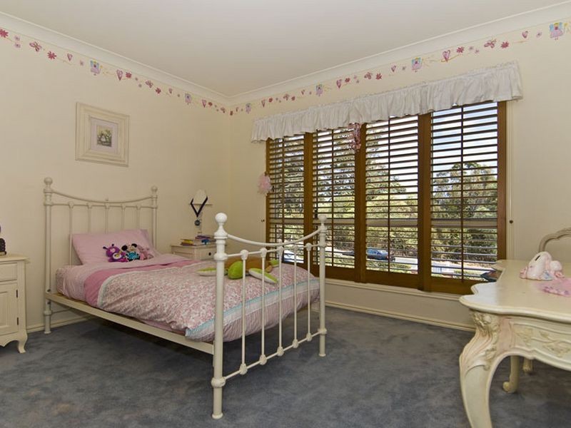 286 Chesterfield Drive, Bonogin QLD 4213