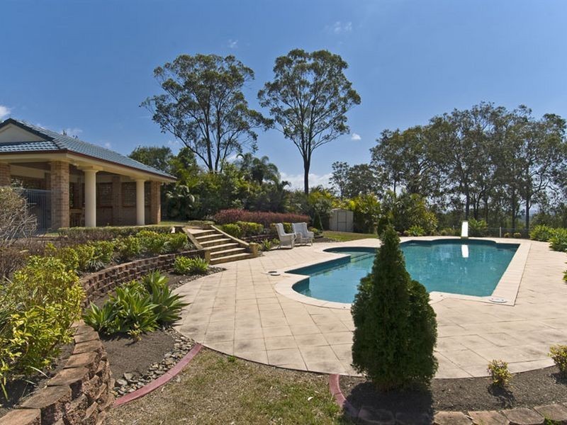 286 Chesterfield Drive, Bonogin QLD 4213