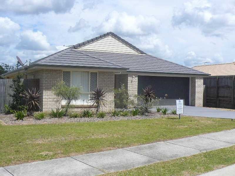 8 Aramac Street, Brassall QLD 4305