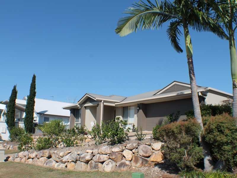 74 Clover Hill Drive, Mudgeeraba QLD 4213