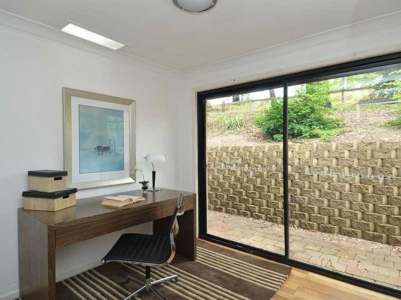 2 Harry Mills Drive, Worongary QLD 4213
