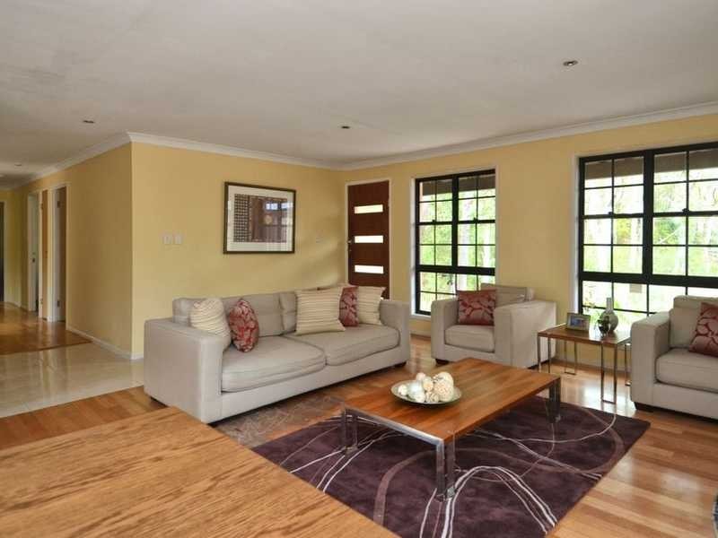 2 Harry Mills Drive, Worongary QLD 4213