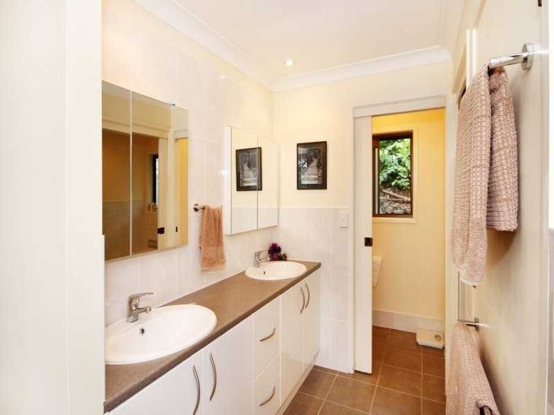 27 Cobai Drive, Mudgeeraba QLD 4213