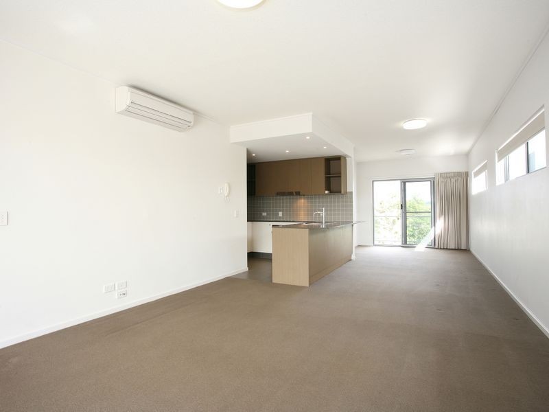30/137 Scottsdale Drive, Robina QLD 4226