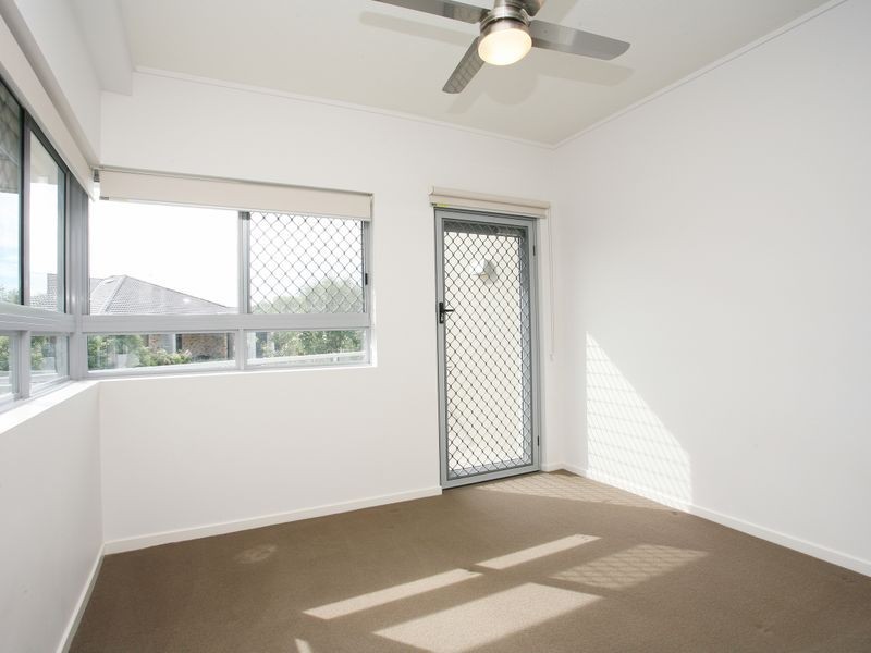 30/137 Scottsdale Drive, Robina QLD 4226