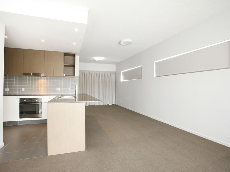 30/137 Scottsdale Drive, Robina QLD 4226