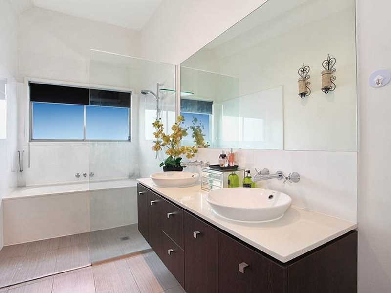 13 Worchester Terrace, Reedy Creek QLD 4227