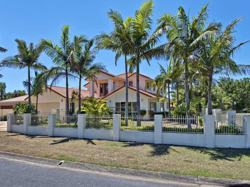 17 Montserrat Court, Clear Island Waters QLD 4226