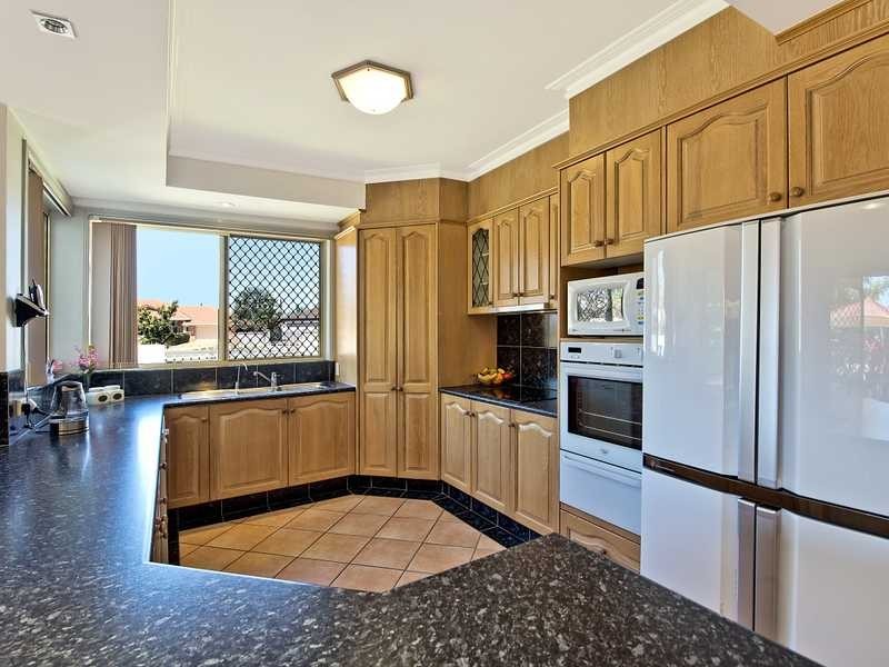 17 Montserrat Court, Clear Island Waters QLD 4226