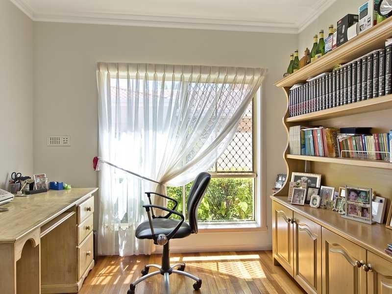 17 Montserrat Court, Clear Island Waters QLD 4226