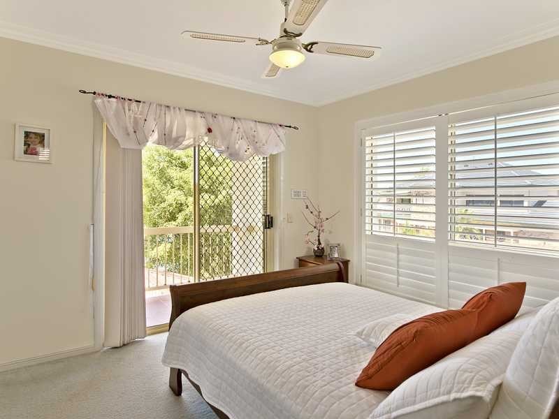 17 Montserrat Court, Clear Island Waters QLD 4226