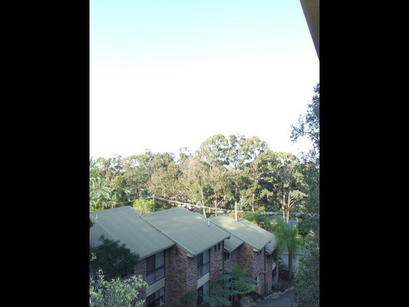12/8 Sherwood close, Mudgeeraba QLD 4213