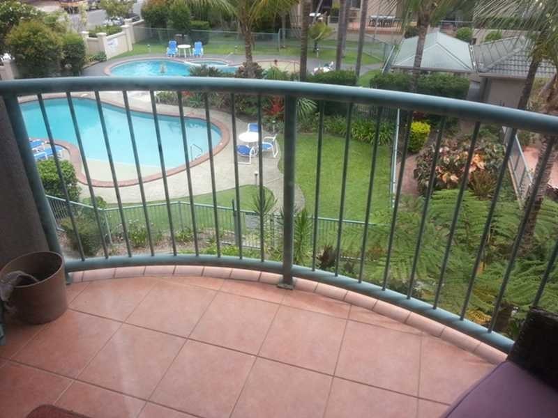 16/143 Golden Four Dr, Bilinga QLD 4225