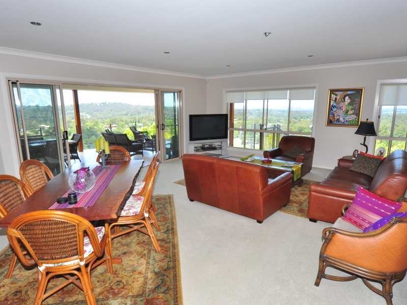 32 Utopia Ct, Tallai QLD 4213