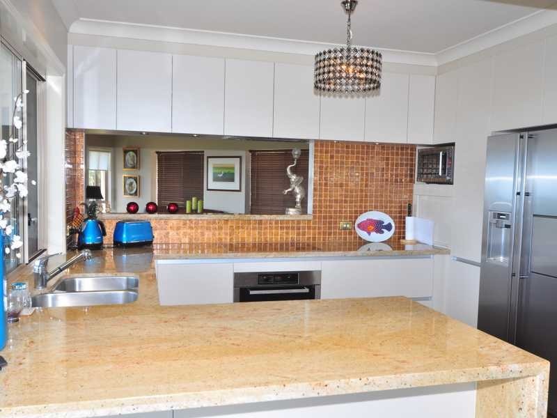 32 Utopia Ct, Tallai QLD 4213