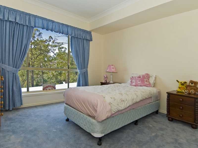 286 Chesterfield Drive, Bonogin QLD 4213