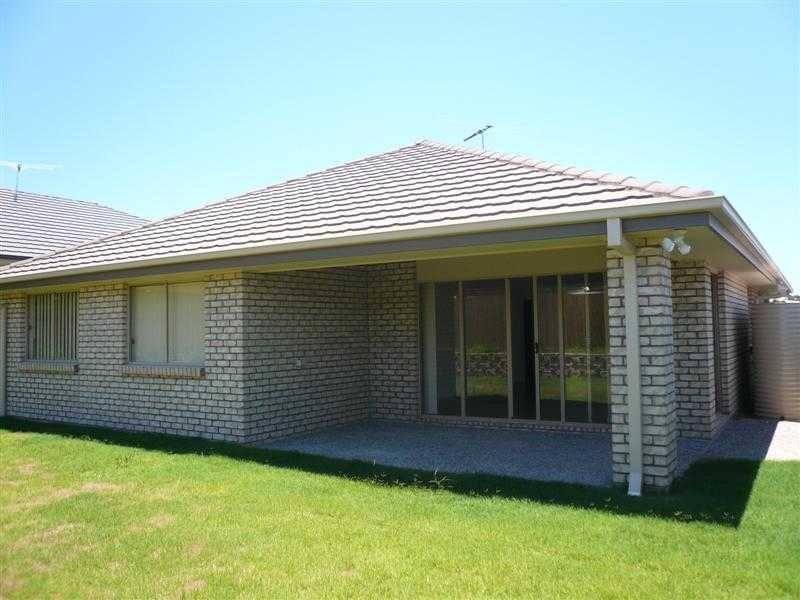 42 Alvine Drive, Eagleby QLD 4207