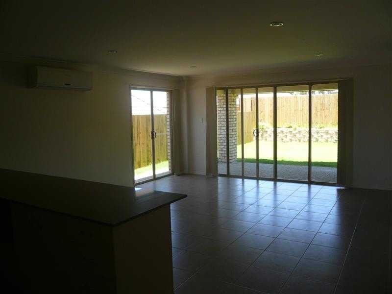 42 Alvine Drive, Eagleby QLD 4207