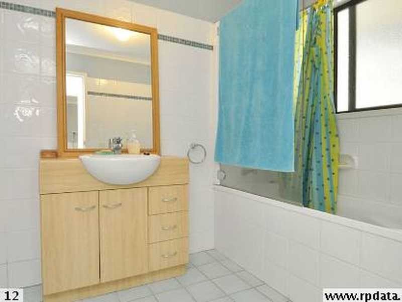 14 Princess Place, Tallai QLD 4213