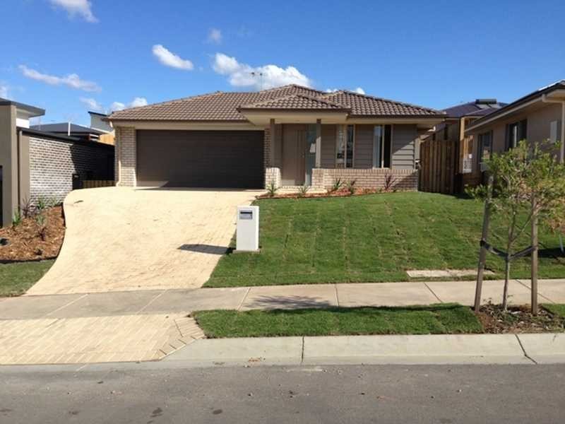 44 Kenneth Dr, Augustine Heights QLD 4300