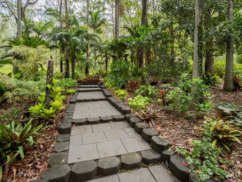 24 – 26 Leyshon Court, Bonogin QLD 4213