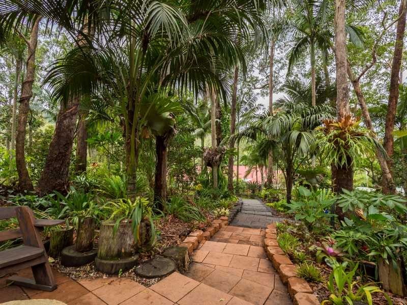 24 – 26 Leyshon Court, Bonogin QLD 4213